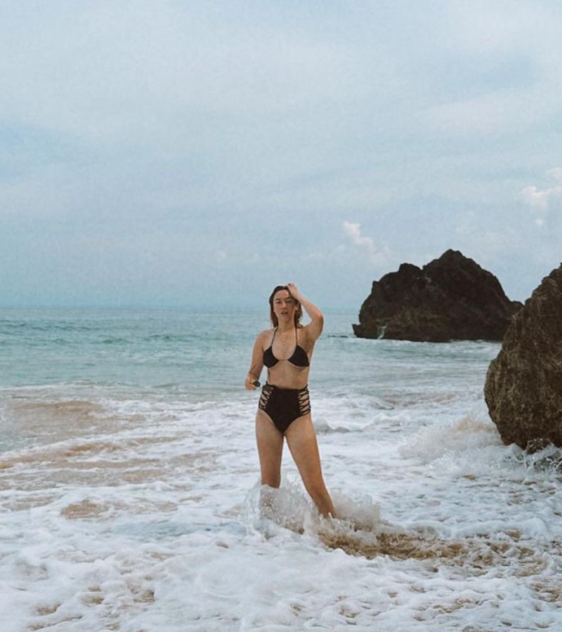 Pamer Foto Pakai Bikini, Natasha Ryder Bikin Netizen Mimisan